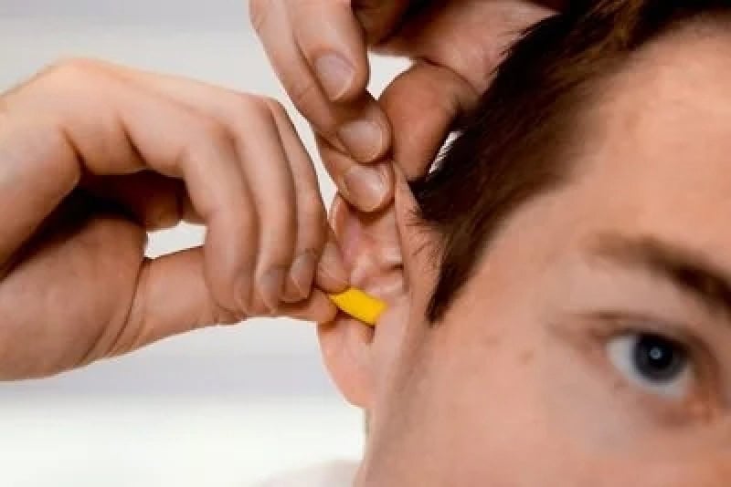 Preview: 3M™ EAR™ Classic™ CC01000, SNR = 31 dB, Gelb, Gehörschutzstöpsel mit Kordel