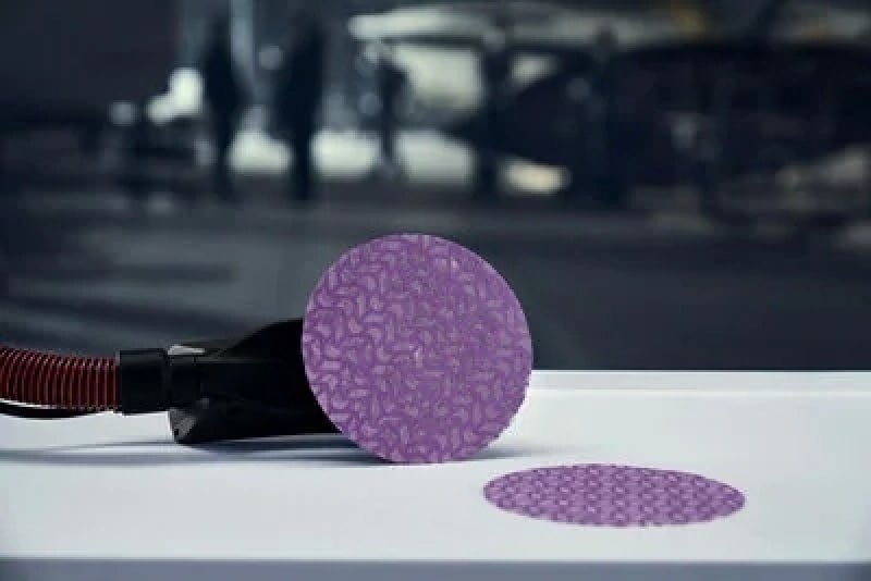 Preview: 3M™ Xtract™ Cubitron™ II 710W 34723, Ø 34 mm, P180+, 12.000 U/Min., Gitternetz, Kletthaftend, Premium Schleifscheibe mit Präzisions-Keramikkorn