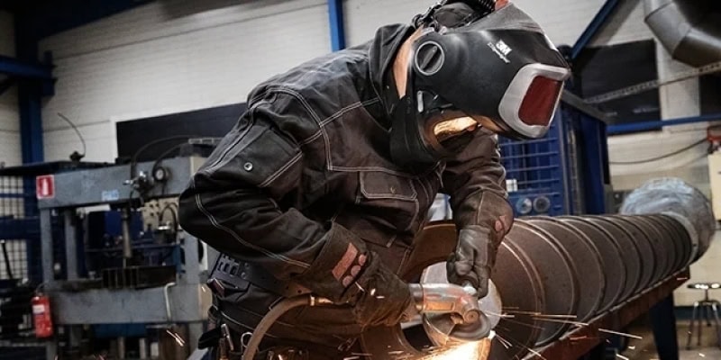 Preview: 3M™ Speedglas™ Schweißmaske G5-01 mit Schweißfilter G5-01/03NC, 611111, inkl. QRS-Luftschlauch und Tasche, TH3, 4A/3B, Kopfband + Textilkopfschutz; Teile: [611100 + 630010 + 834016 + 790105]
