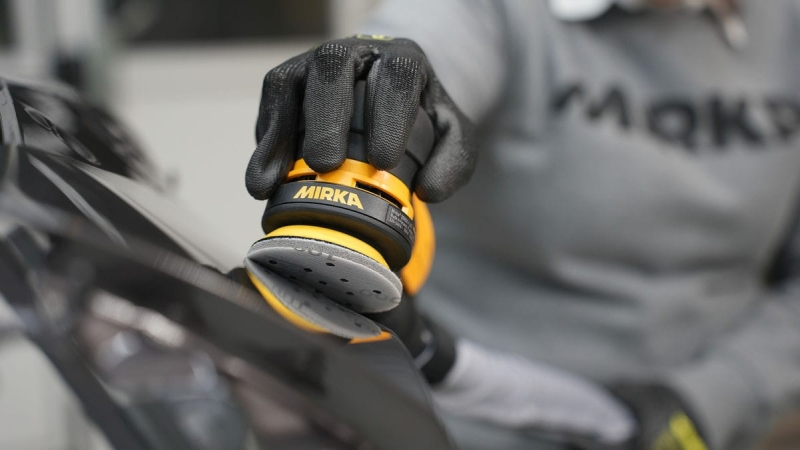 Preview: Mirka® Iridium® Soft Schleifscheibe 249JV02041, Ø 77 mm, Dicke: 5 mm, P400, A (Aluminiumkorn), Multilochung, Kletthaftend, Für Lackschliff & Grundierungsschliff