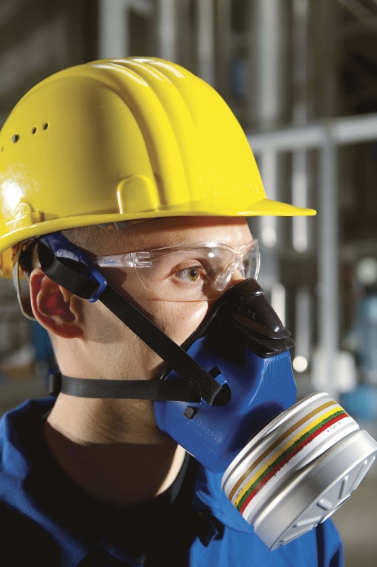 Preview: Dräger® X-plore® 4740 Gasmaske / Halbmaske R55874, Größe M/L, Silikon, Dräger® RD40 Filteranschluss [NATO Standard], Für den Industrie Einsatz