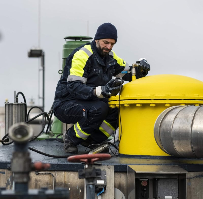 Preview: Dräger® X-am® 5600 Mehrgasmessgerät Freimessung Set 8326581, Sensoren: IR EX/CO2, O2, H2S/CO, inkl. Ladestation und Pumpen Koffer mit Zubehör, IP 67 Wasserdicht, Ideal für Kanalarbeiten
