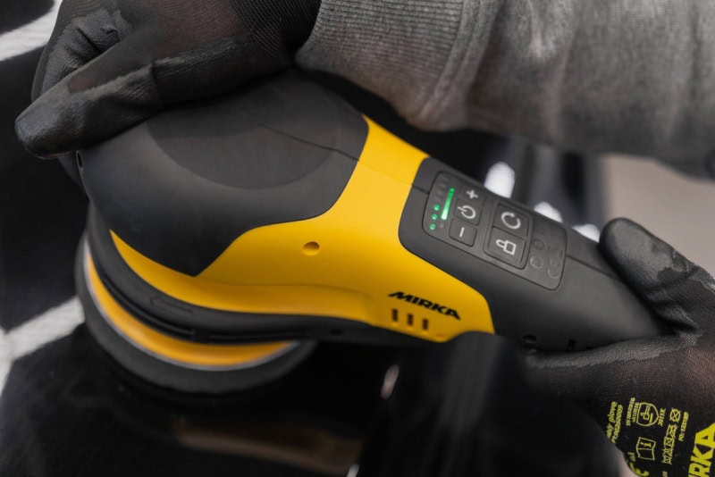 Preview: Mirka® POLAROS RP 600 Rotations Poliermaschine MRP6002100, Mit Case, Ø 150 mm, 0 mm Schleifhub, M4 Gewinde, Ohne Absaugung, 1 PS / 750 Watt, Für professionelle Polierarbeiten