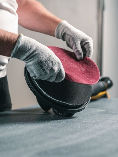 Preview: Mirka® Mirlon Total 8122301081, Ø 225 mm, Extra fein, S, P800, Schwarz (XF), Vliesscheiben mit Siliziumkarbidkorn, Für Reinigungs- und Vorbereitungsarbeiten an Werkstücken