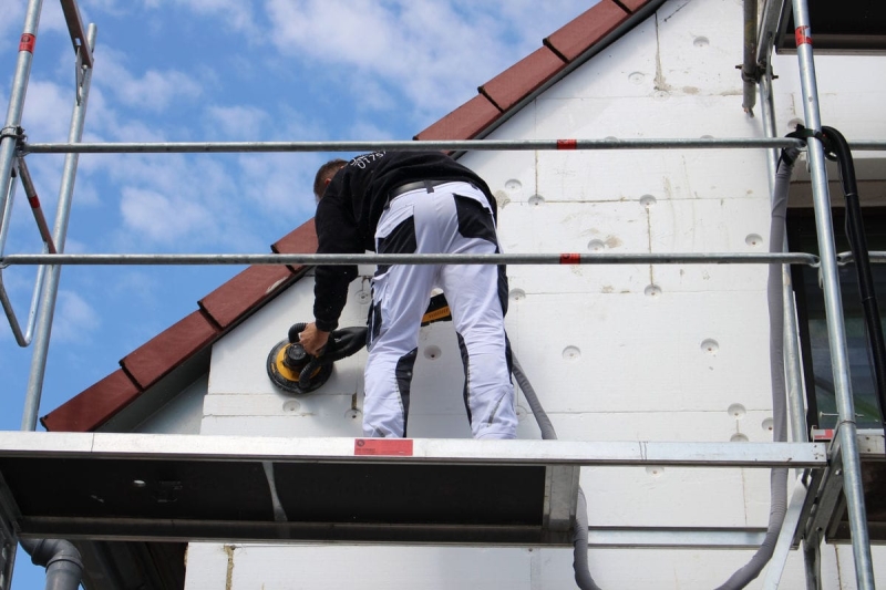Preview: Mirka® Iridium® STYRO Schleifscheiben 246CU02560, Ø 225 mm, P60, 9-fach Gelocht, Kletthaftend, Schleifscheibe mit Keramik- und Aluminiumkorn für den Styropor Schliff
