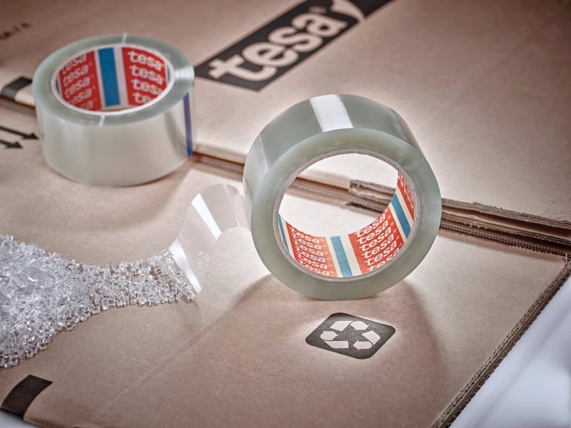Preview: tesa® 60412, 50 mm x 66 m, Weiß, Leises Abrollen, Recycling Freundlich, Sortenrein, Nachhaltiges Universal PET Verpackungsklebeband