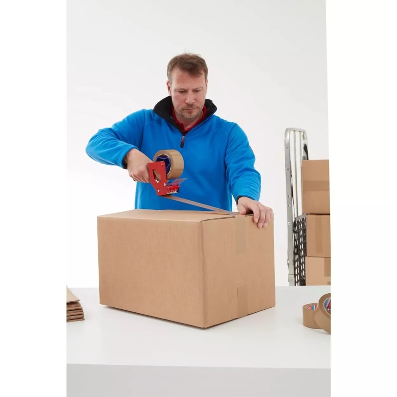 Preview: tesapack® 4124 PVC, 50 mm x 1000 m, 0,065 mm, Braun, Premium PVC-Verpackungsklebeband, Für mittelschwere und schwere Kartons bis 30 Kg
