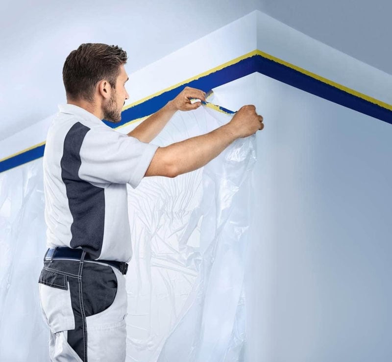 Preview: tesa Easy Cover® 4365, 2100 mm x 33 m, 0,09 mm, Transparent, 2-in-1: Präzisionskrepp PLUS mit Abdeckfolie