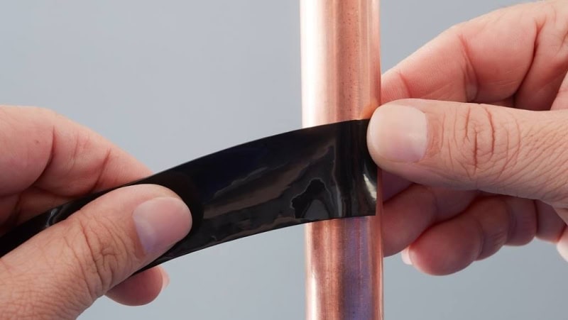 Preview: tesa® 4600, 25 mm x 10 m, 0,75 mm, Schwarz, Selbstverschweißend, Xtreme Conditions HD