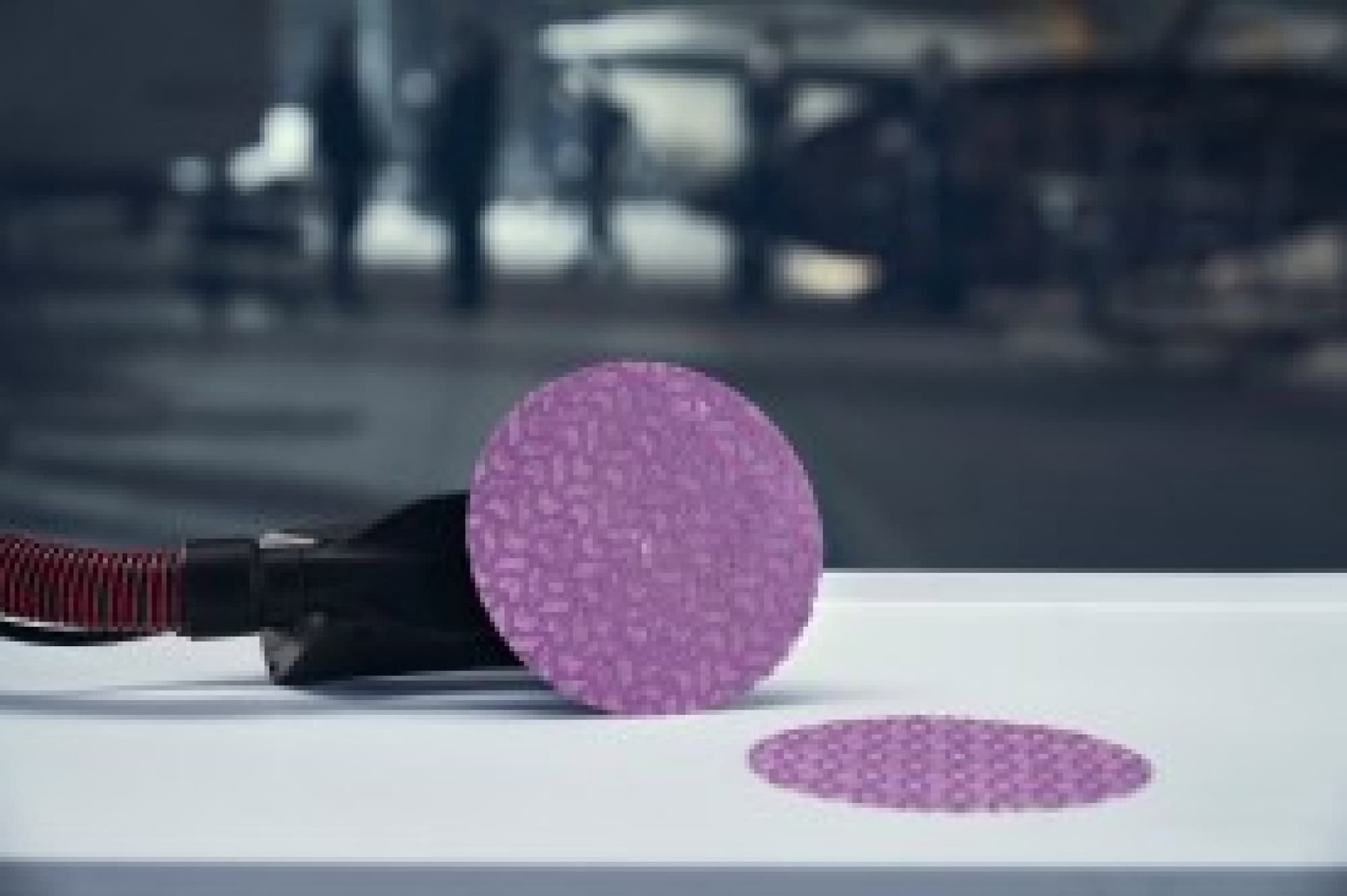 3M™ Xtract™ Cubitron™ II 710W 39083, Ø 150 mm, P180+, 12.000 U/Min., Gitternetz, Kletthaftend, Premium Schleifscheibe mit Präzisions-Keramikkorn