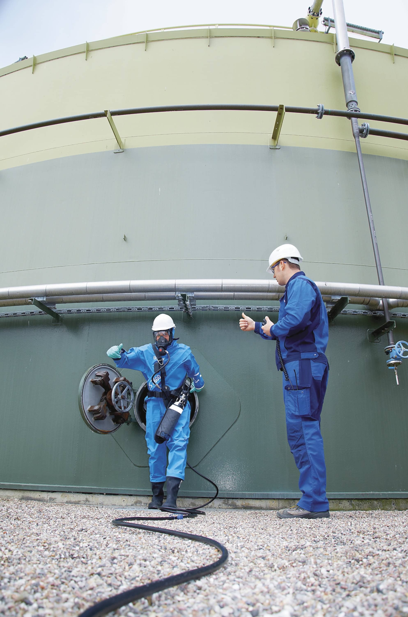 Preview: Dräger® PAS® Filter F3000 Druckluft Aufbereitungs Einheit 3359915, 760 (L./Min.), Ohne Vorfilter, Wandmontage, Max. 3 Personen, Zum Anschluss von Dräger® PAS® Druckluftsystemen