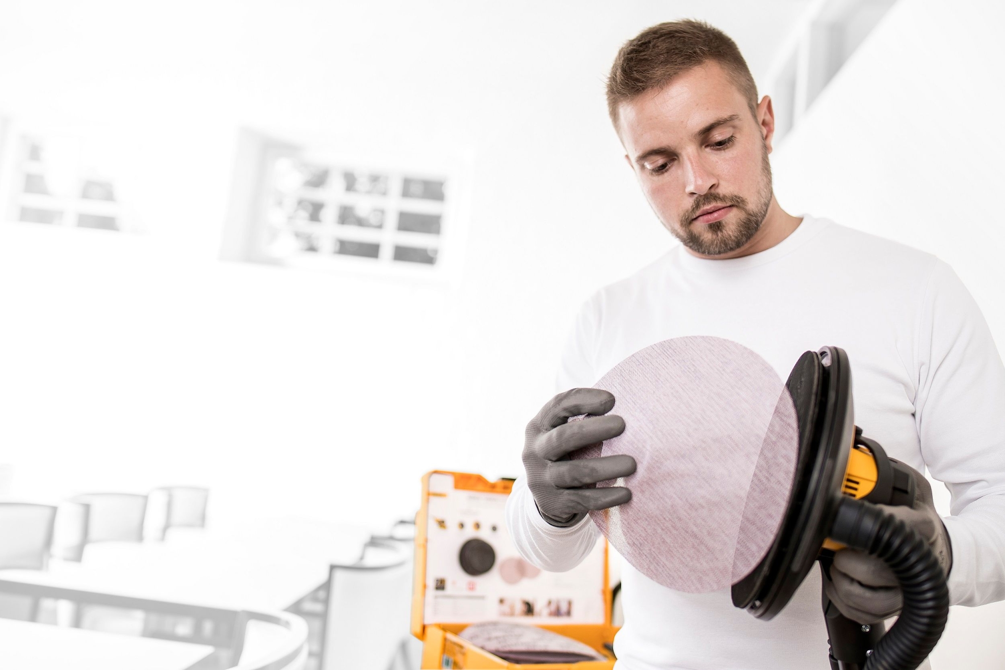 Mirka® LEROS 950CV + DEXOS Wand & Deckenschliff Starter Kit KIT2553CDMDE, Schleifer: Ø 225 mm, 5 mm Schleifhub, Zentralabsaugung, Für absolute Perfektion mit geringsten Aufwand