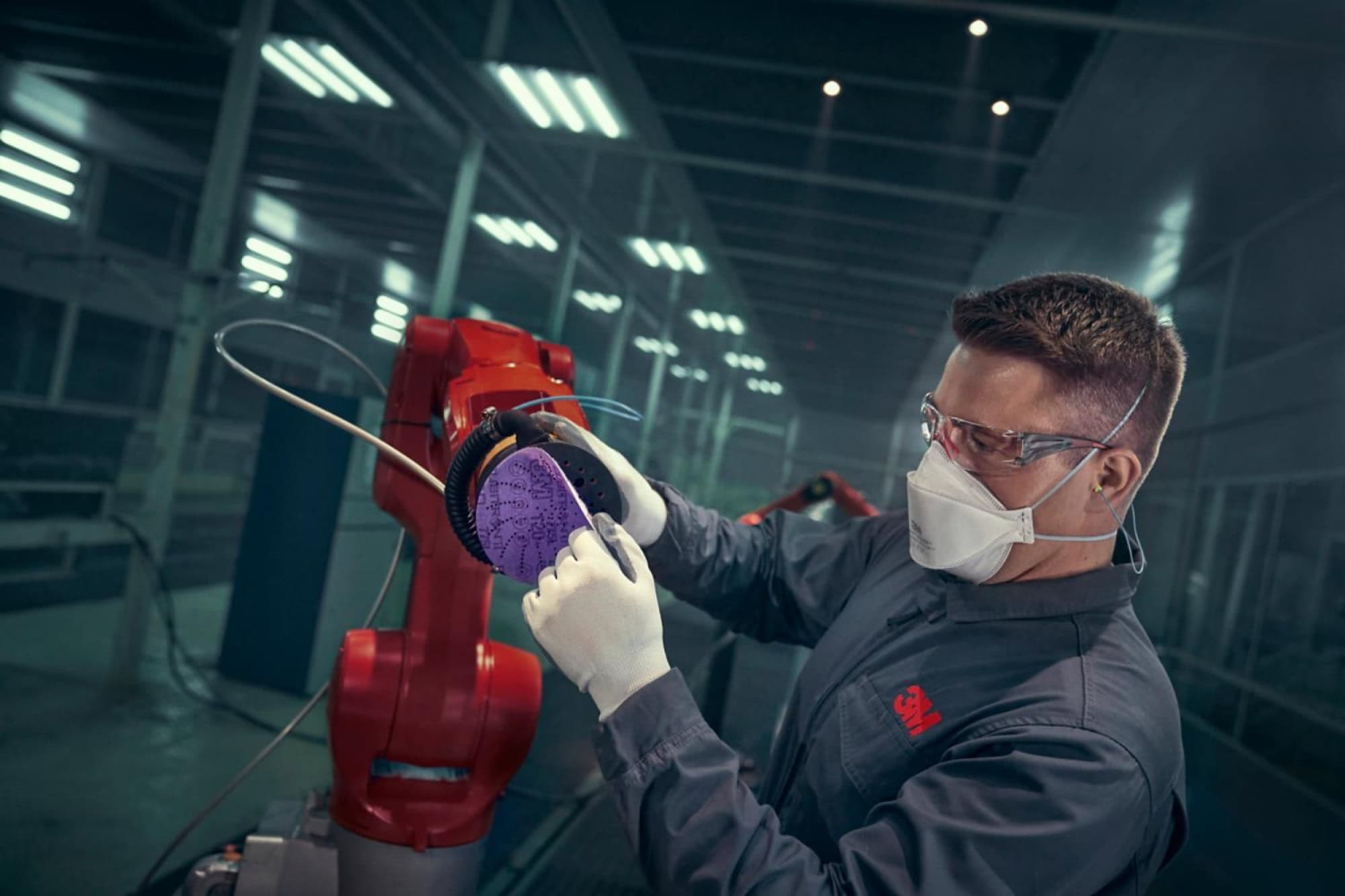 3M™ Cubitron™ II Hookit™ 775L 64271, Ø 150 mm, 220+, Multilochung, Kletthaftend, Filmscheibe mit Präzisions-Keramikkorn