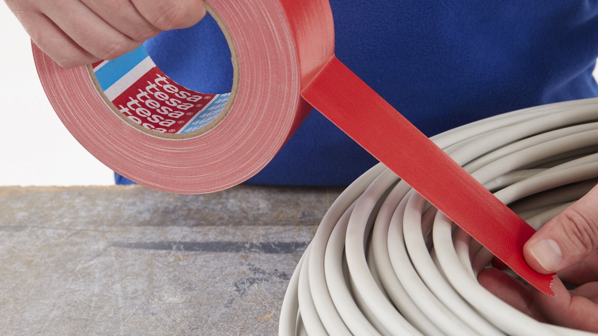 Preview: tesaband® Gewebeband 4688, 1300 mm x 50 m, 0,26 mm, Gelb, PV0, Allrounder & Reparatur Klebeband