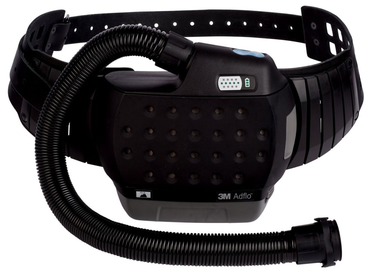 3M™ Speedglas™ Schweißmaske G5-03 Pro Air mit Schweißfilter G5-01/03TW und Adflo™ High-Altitude Gebläseeinheit, 637720, inkl. QRS-Luftschlauch und Tasche, TH3, 4A/3B, Kopfband + Textilkopfschutz, Für Heftschweißarbeiten mit Zwischentönungsmodus