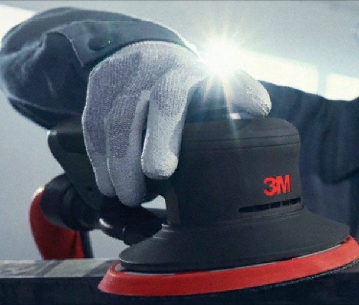 3M™ Xtract™ 360L 20827, Ø 75 mm, P600, Multilochung, Kletthaftend, 15.000 U/Min., Filmscheibe mit Aluminiumkorn