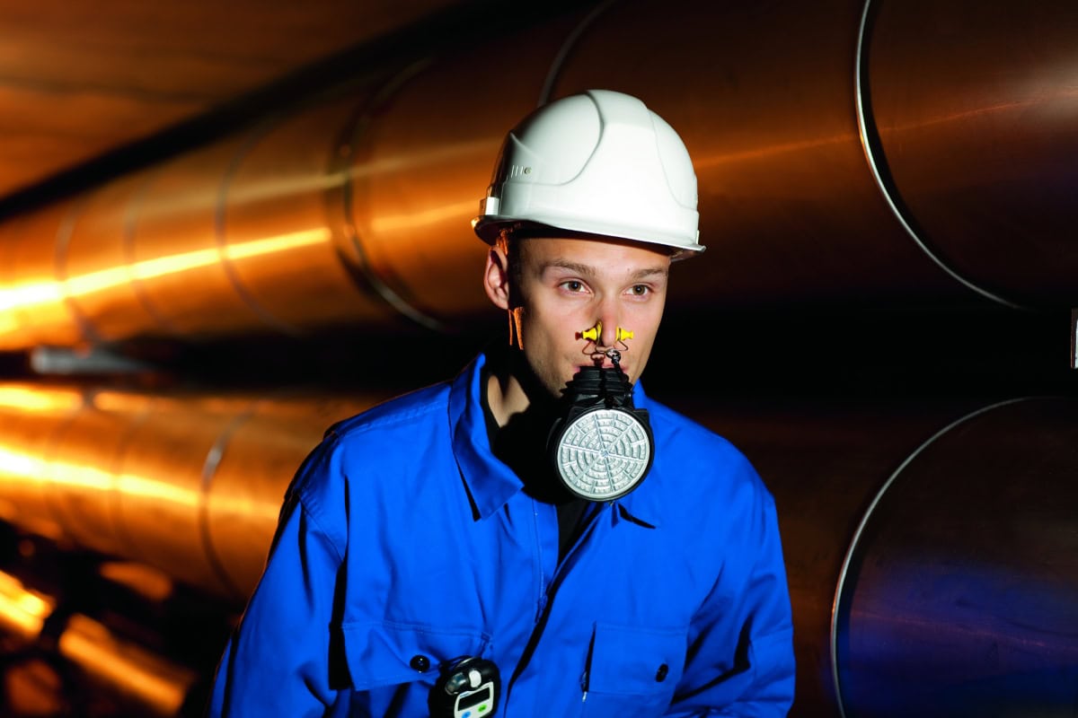 Dräger® PARAT® 3260 Flucht Filtergerät 3704479, ABEK15 Filter für mind. 15 Min. Schutz, Filter eingeschweißt, Universalgröße, Flucht Filtergerät zum Schutz gegen organische, anorganische, saure Gase & Dämpfe, Ammoniak & org. Ammoniakderivate