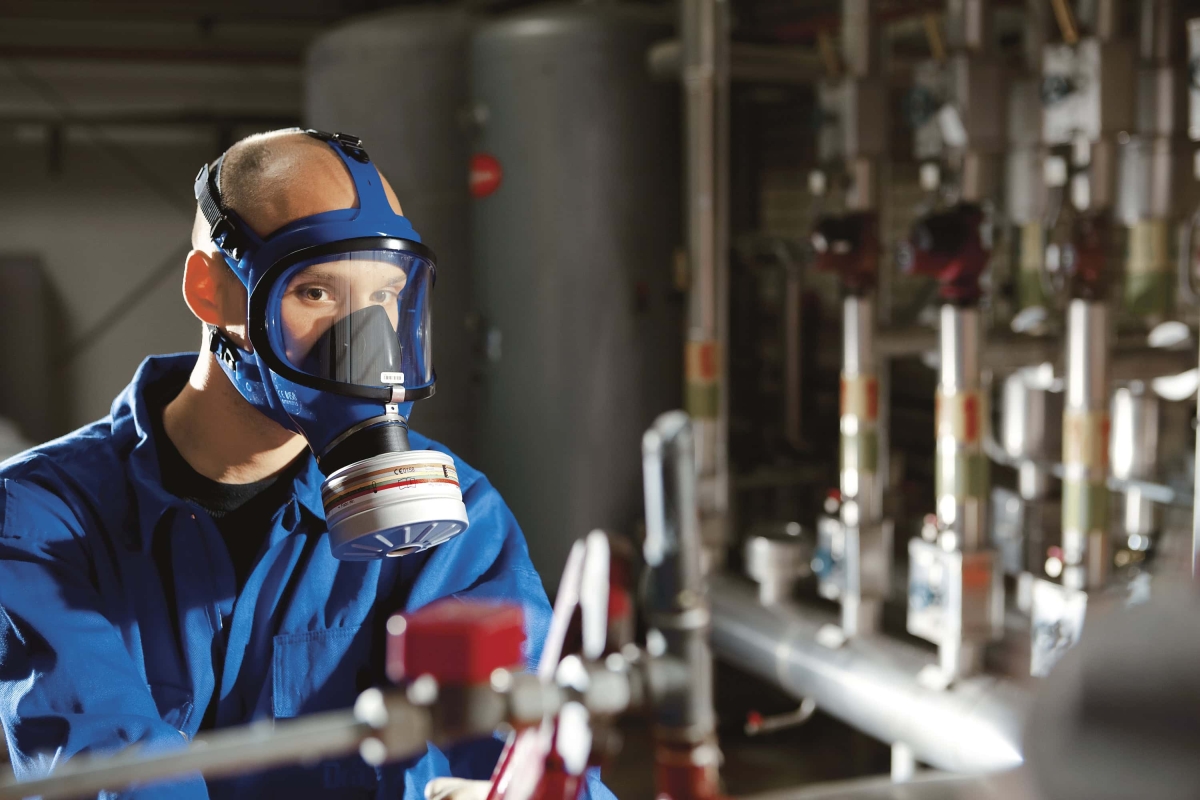 Dräger® X-plore® 6570 Gasmaske / Vollmaske R55790, Universalgröße, Schlagfeste Polycarbonat Sichtscheibe, Silikon Maskenkörper, Edelstahlrahmen, RD40 Filteranschluss [NATO Standard], Für Industrieeinsatz