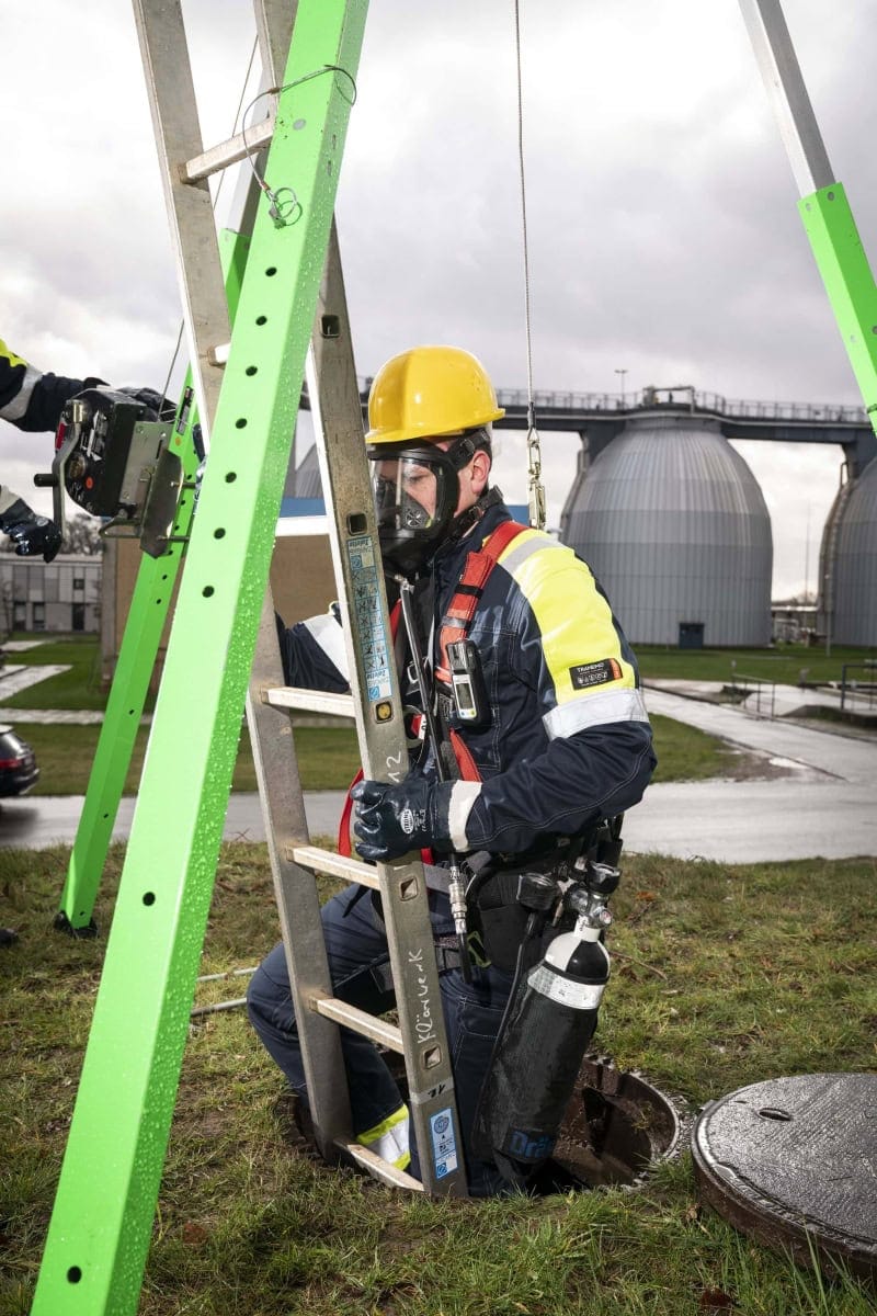 Dräger® X-am® 5600 Mehrgasmessgerät 8326580, Sensoren: IR EX/CO2, O2, H2S/CO, 1 bis 6 Gase Messgerät, IP 67 Wasserdicht, Für die Freimessung von Kanälen, Schächten und geschlossenen Räumen