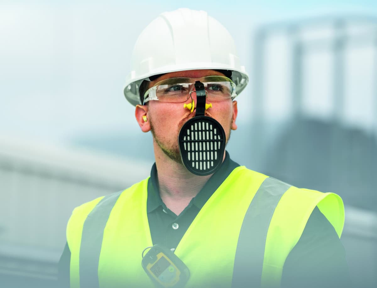 Dräger® PARAT® 1260 Flucht Filtergerät 3702150, ABEK10 Filter für mind. 10 Min. Schutz, Filter eingeschweißt, Universalgröße, Flucht Filtergerät zum Schutz gegen organische, anorganische, saure Gase & Dämpfe, Ammoniak & org. Ammoniakderivate