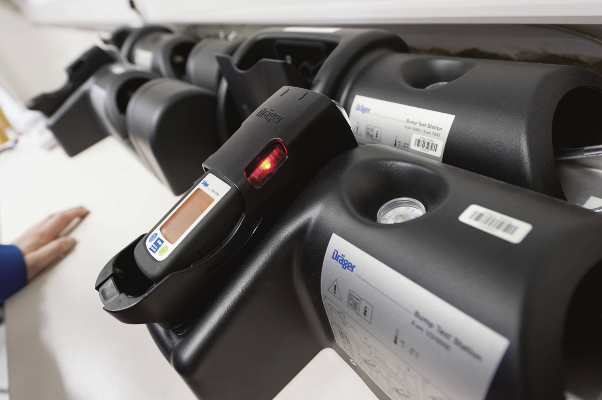 Dräger® X-am® Bump Test Station inkl. Prüfgasflasche nach Wahl 8319130, Passend für X-am® 1000/2500/2800/5000/5600/5800 Serie, Für Begasungstest & Justierung