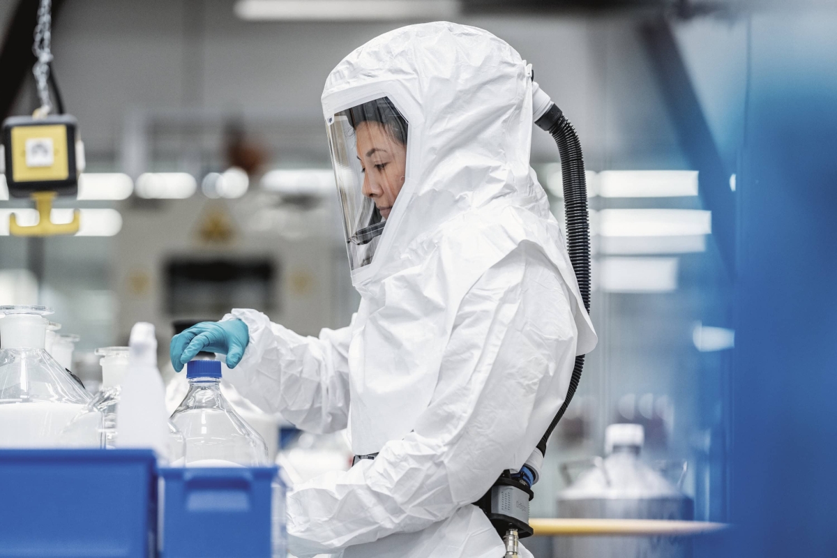 Dräger® X-plore® 9300 Druckluft Einheit 3363587, Ohne Hüftgurt, 4A/3B, Passend für Robuste Kopfteile, Hauben & Schweißermasken Gen. 2, Partikel- Gase- & Dämpfeschutz, Für Anwendungen in Industrie und Gesundheitswesen