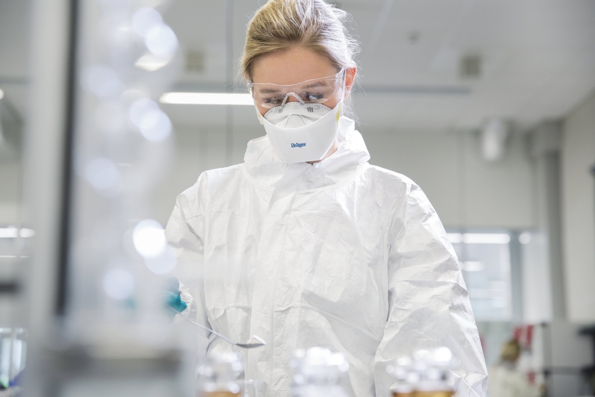 Dräger® X-plore® 1910 FFP1 NR D Atemschutzmaske / Partikelmaske 3951911, Größe S, Ideal für Brillenträger, Hygienisch einzelverpackt, Wirksamer Schutz gegen Stäube und Partikel bei hohem Tragekomfort