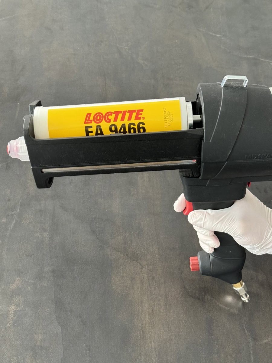Henkel™ Loctite® Epoxid Strukturklebstoff EA 9466, 400 ml, Beige, 2:1, Mittel, 2K, 2057343, Für Anwendungen die lange Verarbeitungszeit und hohe Festigkeit erfordern