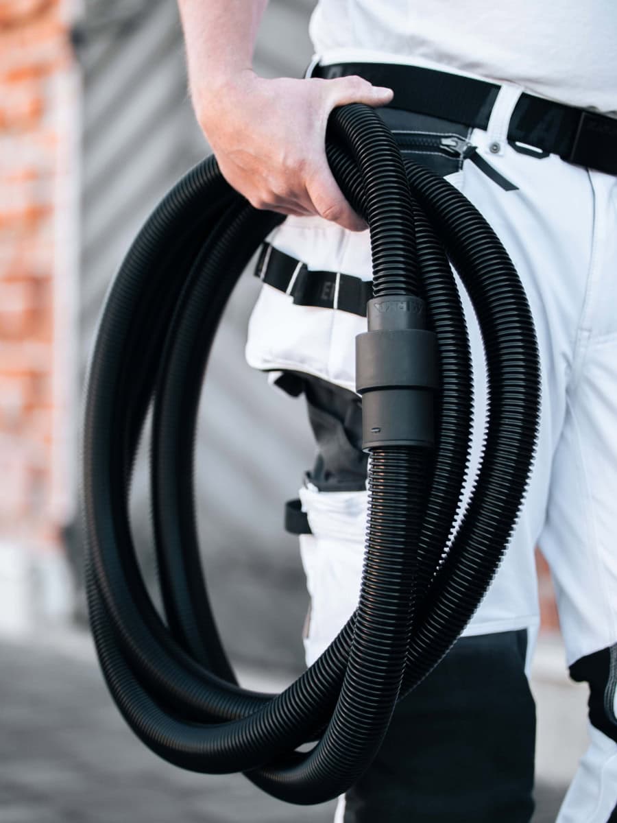 Mirka® Standard Schlauch MIN6519411, Ø 27 mm x 4 m, Schwarz, Für alle Mirka® Maschinen zum Anschluss an alle Mirka® Industriestaubsauger
