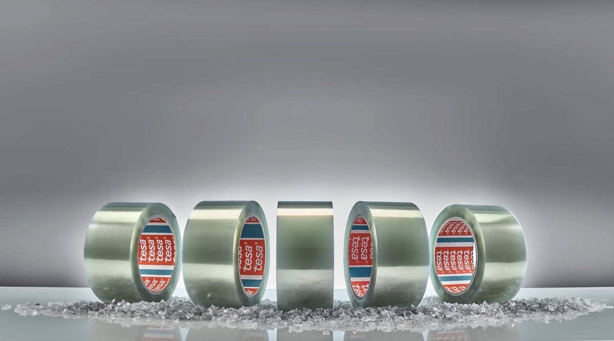 tesa® 60412, 50 mm x 66 m, Weiß, Leises Abrollen, Recycling Freundlich, Sortenrein, Nachhaltiges Universal PET Verpackungsklebeband