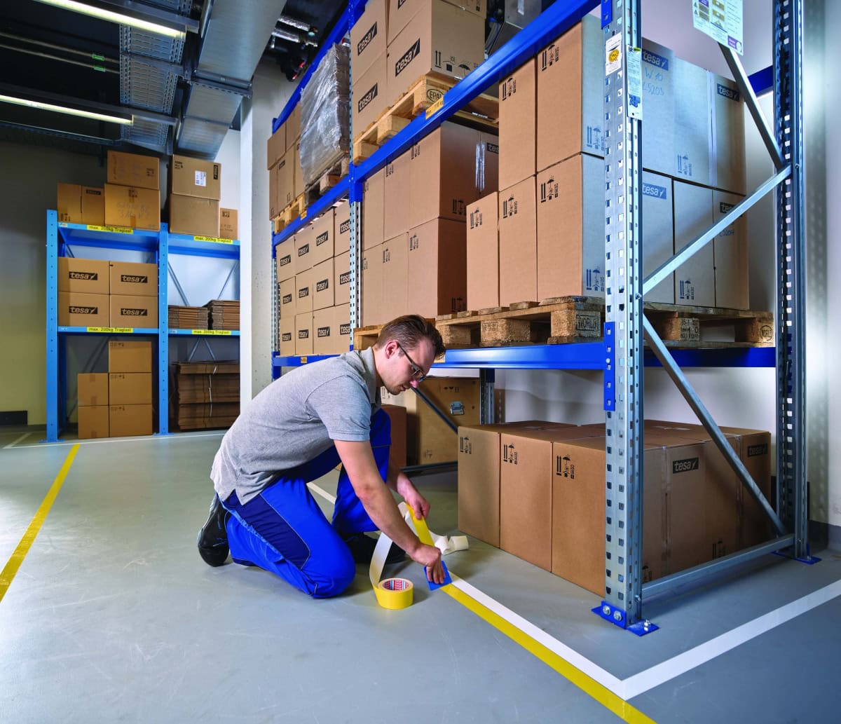 tesa® 60960, 50 mm x 20 m, 0,175 mm, Gelb, Premium Anti-Kratzer Bodenmarkierungsband & Warnklebeband