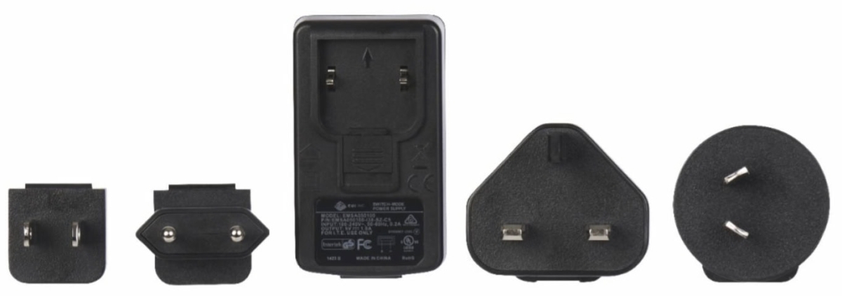 3M™ PELTOR™ Netzteil für PELTOR™ Ladekabel FR08, USB-A Ladeanschluss, Multiport für EU/UK Stecker, 230V DC auf USB-A 5V